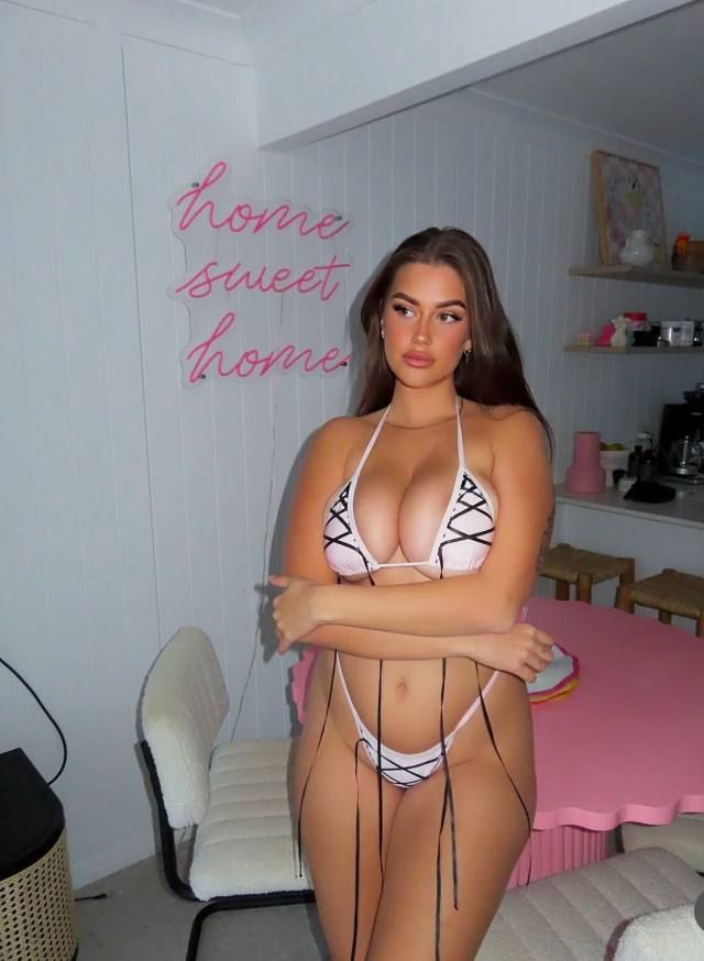 Sexy girl (the taste of desire ) - Image 3